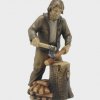 Kostner 022 Krippenfigur Holzhacker  in 12 cm 66,40 € in 9,5 cm 46.-€ .jpg